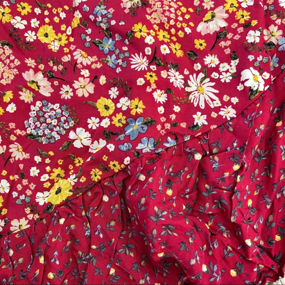 NWOT Hawaiian Styled Skirt - Picture 2 of 9